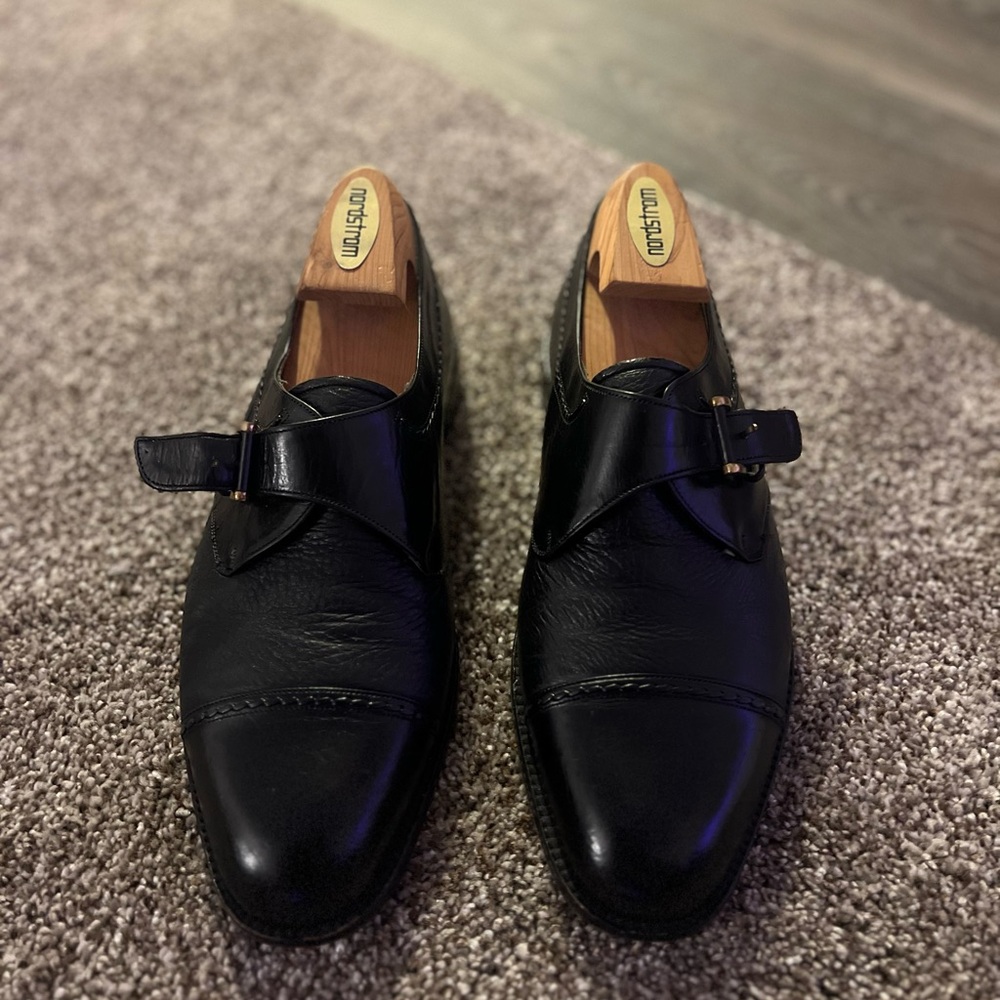 Mezlan beautiful black leather shoes size 9 - Picture 2 of 3